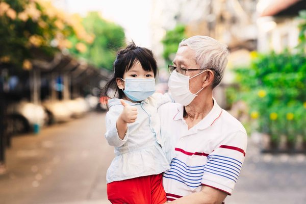 What Are the Best Techniques for Teaching a Dog to Respect the Household Cat?